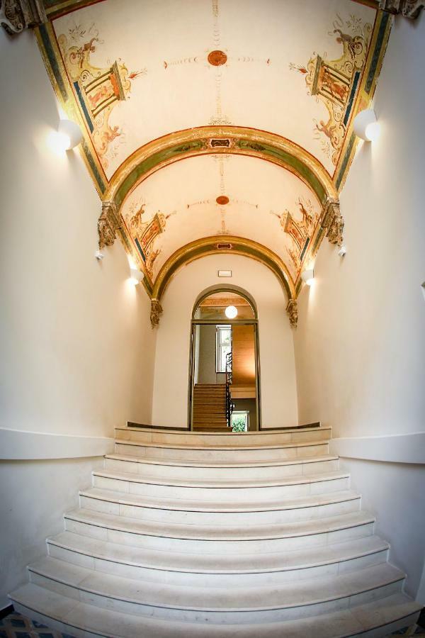 Sky&Light Apartments Краков Экстерьер фото